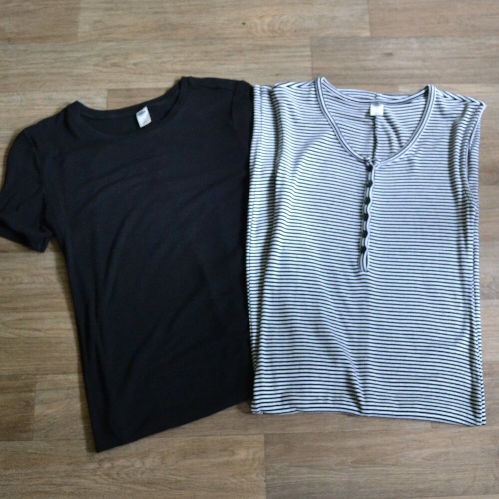 Old Navy Set of 2 Black Ribbed Dress and Black White Striped Ribbed Dress Sz Sm